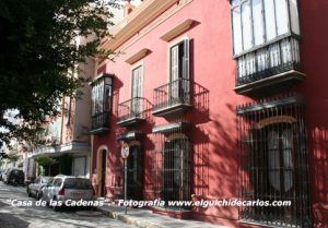 Casa de las Cadenas. Alameda Moreno de Guerra