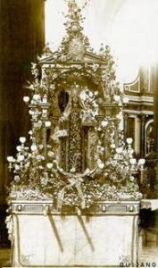 Paso de la Virgen del Carmen
